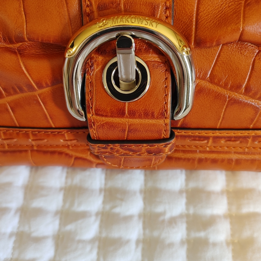 Vintage Bruce Makowsky satchel - Picture 6 of 8